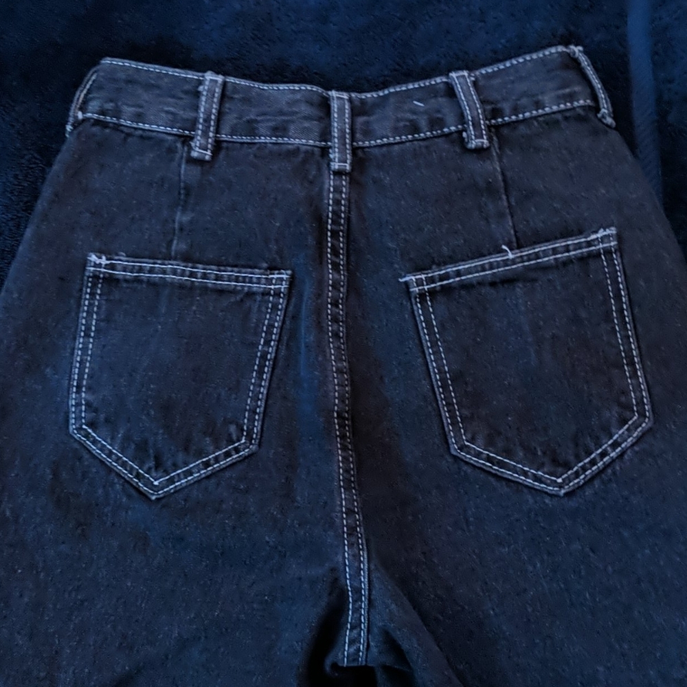 Jeans - Picture 3 of 3